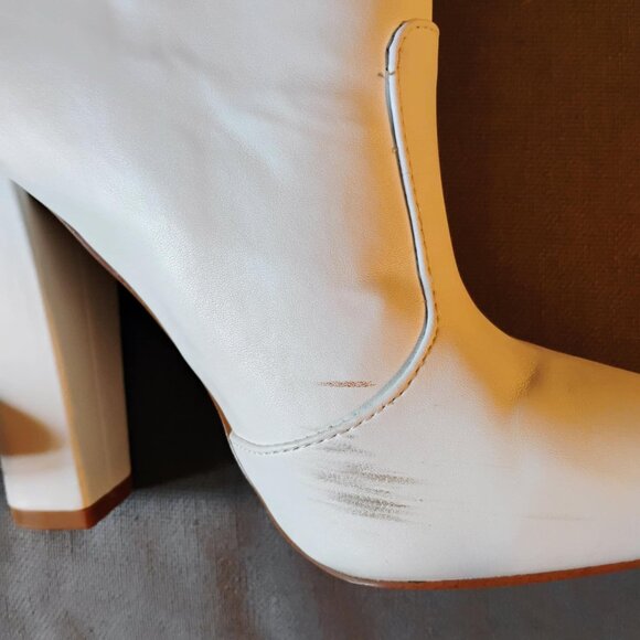 White vegan leather slouch boot, size 6.5 - Picture 6 of 8
